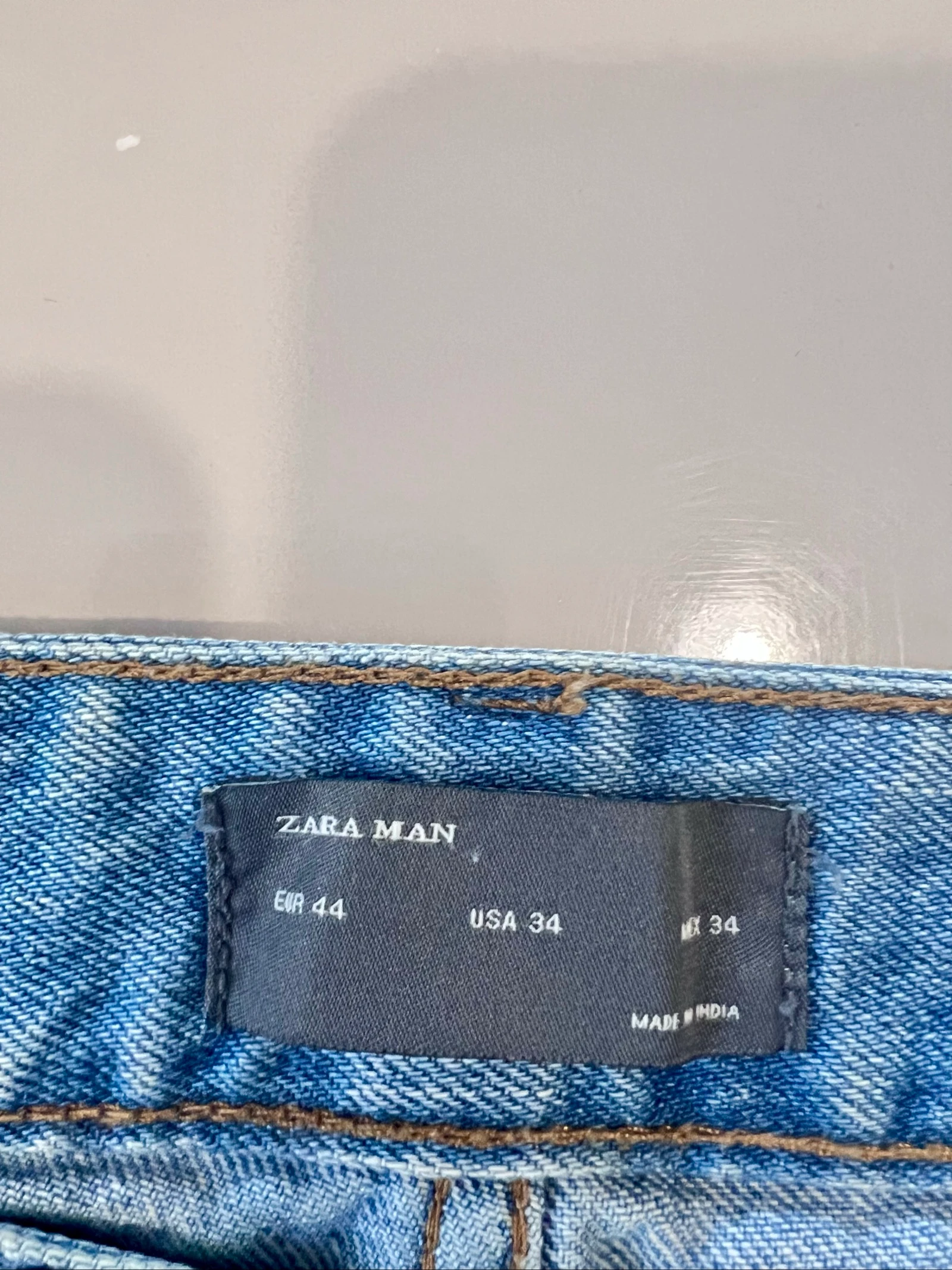 Jeans Zara Hombre azul lavado efecto destruido / rasgado con paneles - Talla W34 L32 (EUR 44) – photo 3
